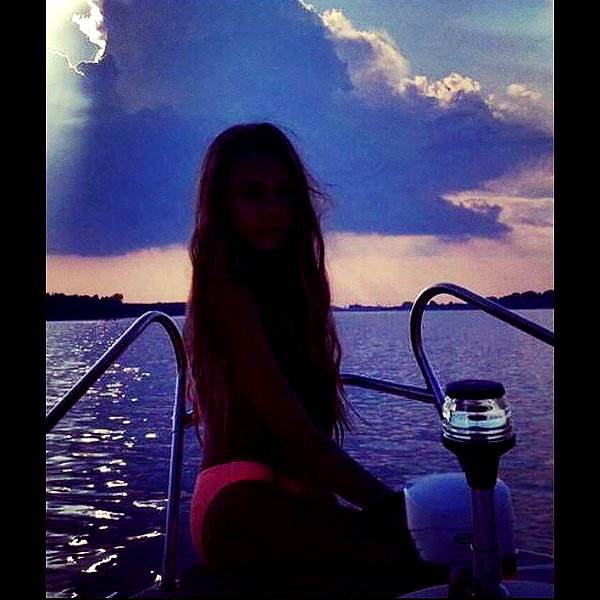 maya.keyy instagram image archive image