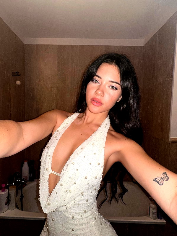vanessa.rhd instagram image archive image