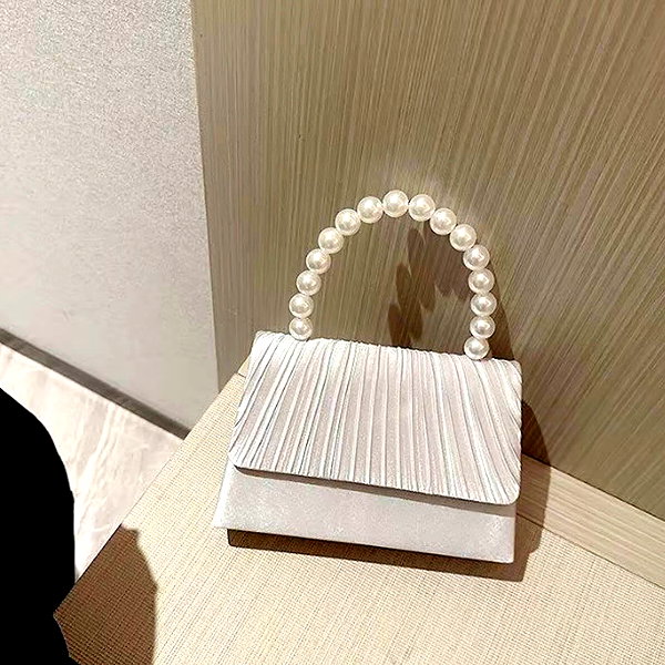 lyhythuedoxinh instagram image archive image