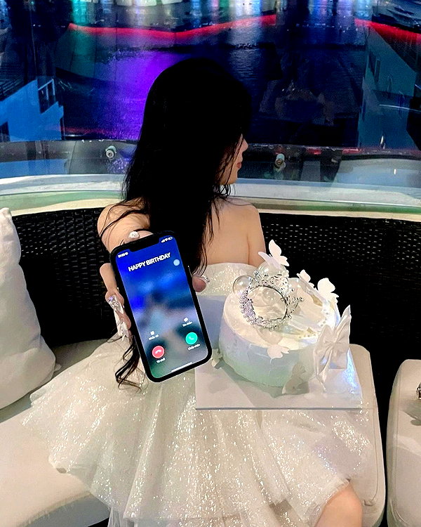 lyhythuedoxinh instagram image archive image