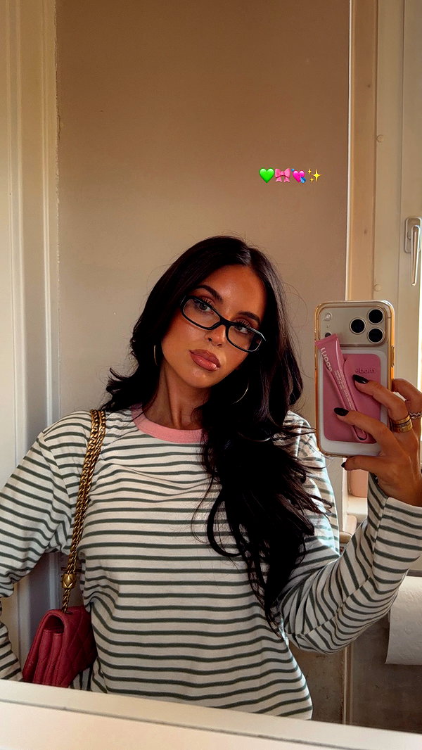 zoeliss instagram image archive image