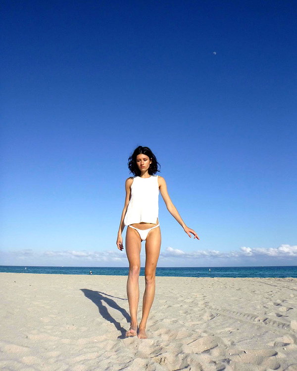 reneeebeller instagram image archive image