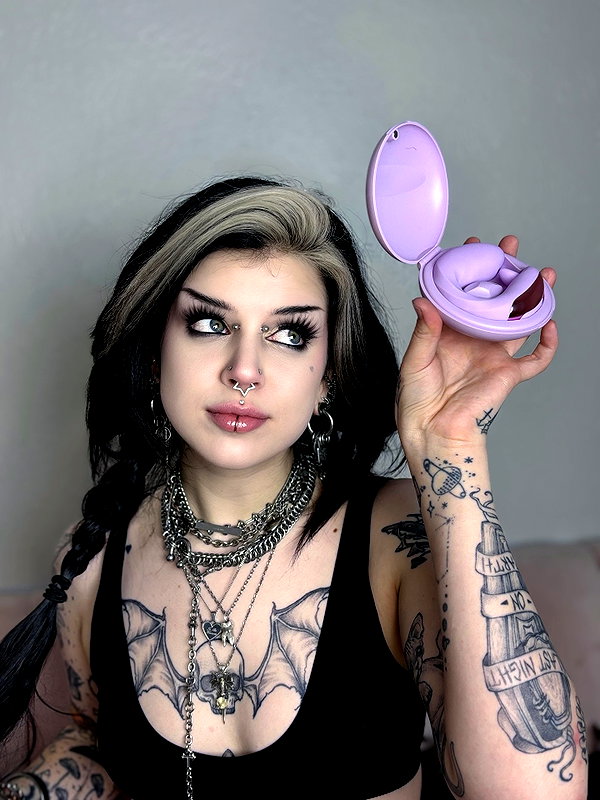 yeahimcaroline instagram image archive image