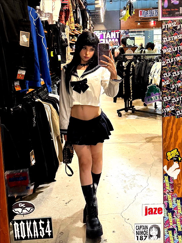 nicoleponyxo instagram image archive image