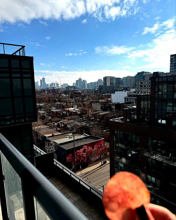 peachtoot.plz instagram image archive image