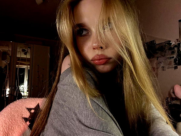kristti.a instagram image archive image