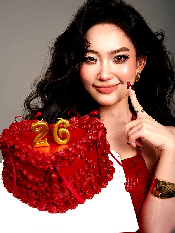 lyhythuedoxinh instagram image archive image