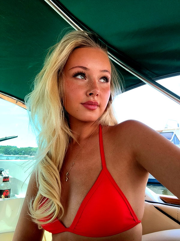 lilih instagram image archive image