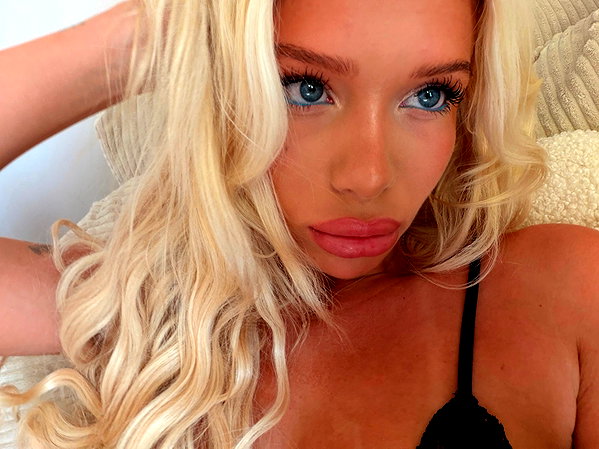 sophiecharlotth instagram image archive image