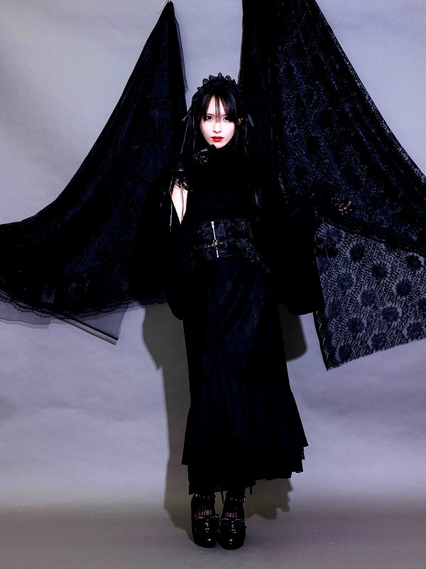 yamikumo_leisa instagram image archive image