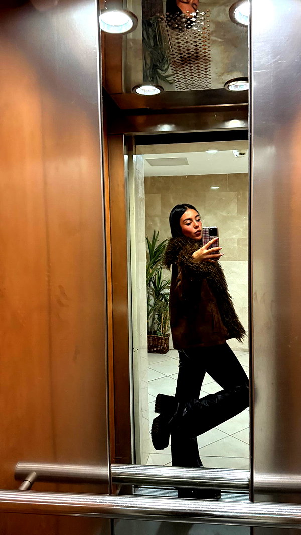 agamohanaa instagram image archive image