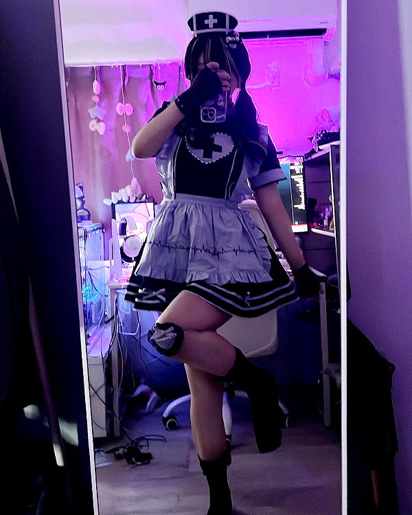 purinn_cos instagram image archive image