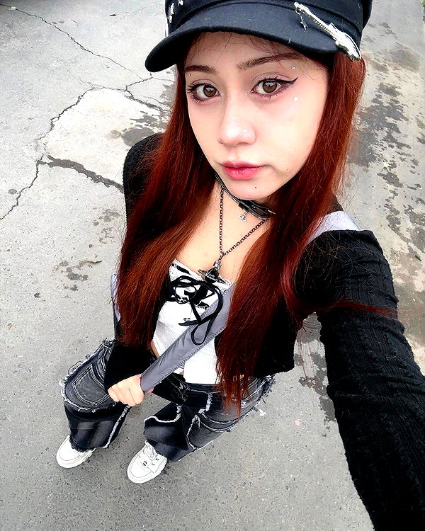 is2tian instagram image archive image