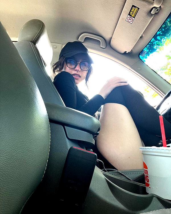 beebeeasmr18 instagram image archive image