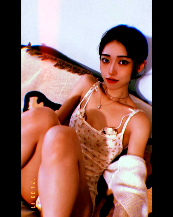 ge.more_x instagram image archive image