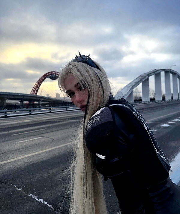 vik4au instagram image archive image