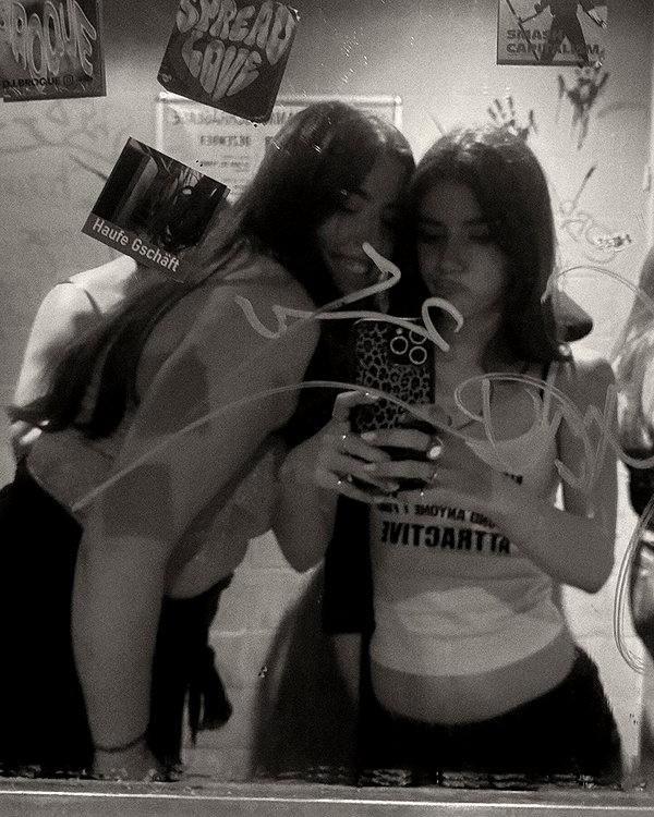ainaratorneg instagram image archive image