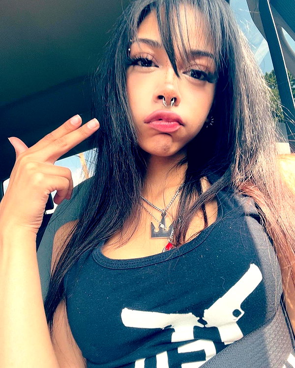 twodollie instagram image archive image