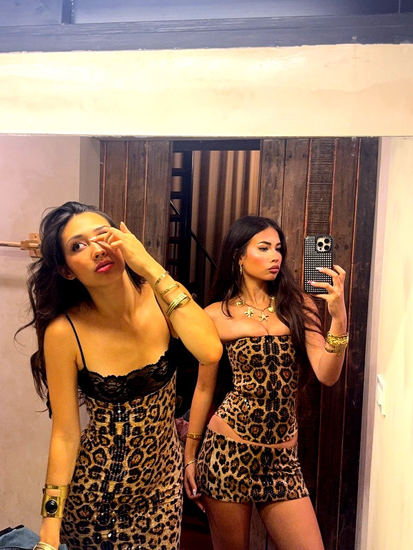 cait.knight instagram image archive image