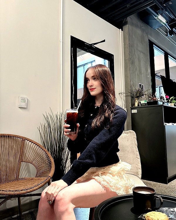 1uvgabi instagram image archive image