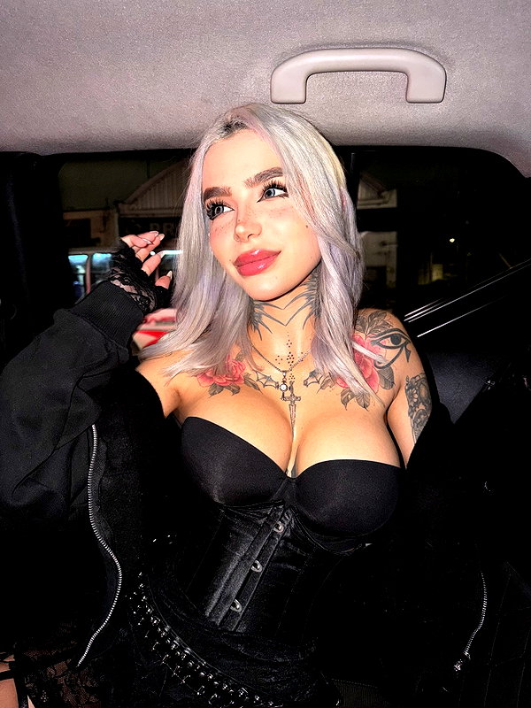 barbie_vampi instagram image archive image