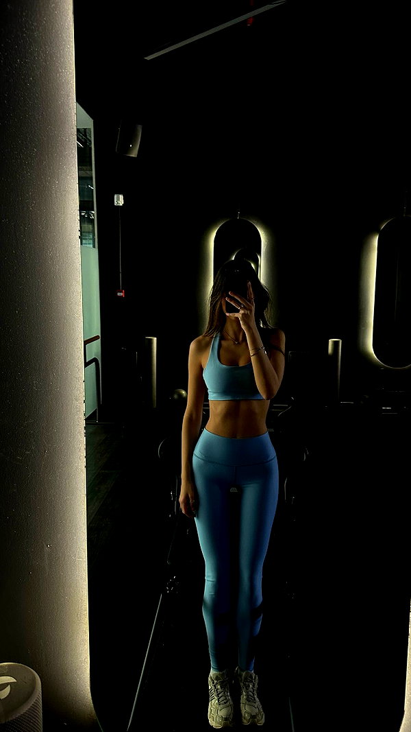 roni.benshushan instagram image archive image