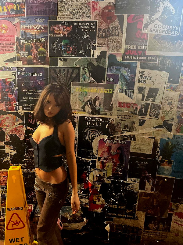 macaroni_naomi instagram image archive image