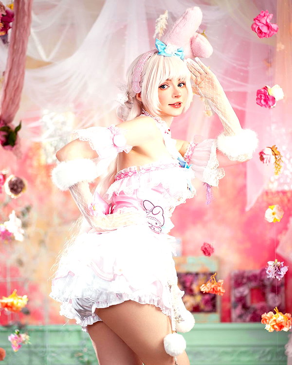 peachmilky_ instagram image archive image