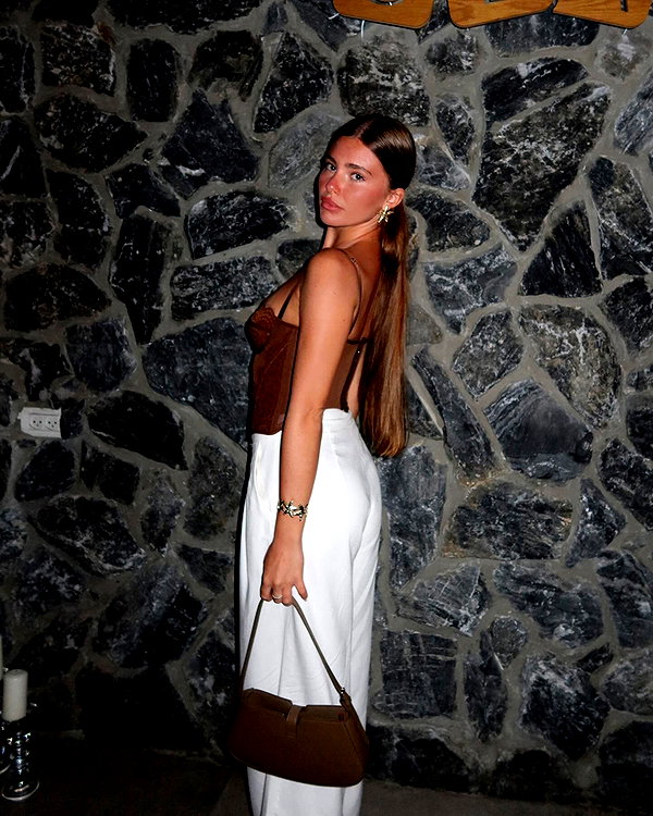 daniella_zeldis instagram image archive image