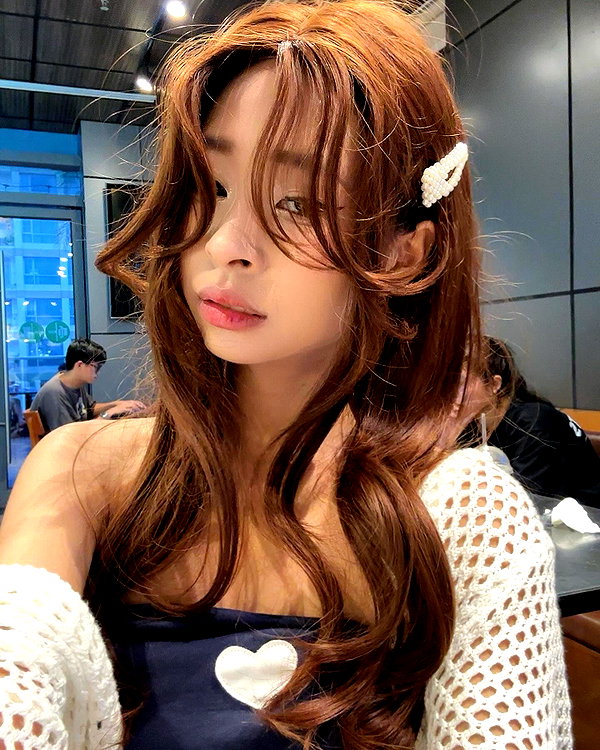 princessamelia_official instagram image archive image