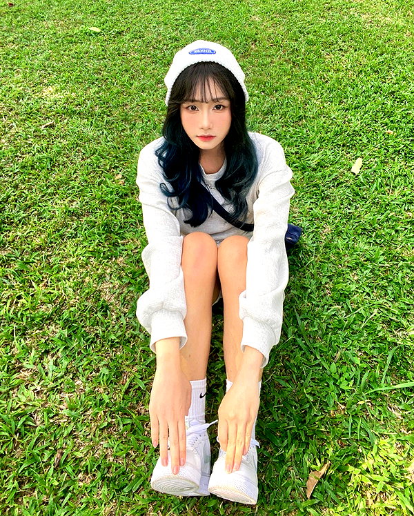 lai_931201 instagram image archive image