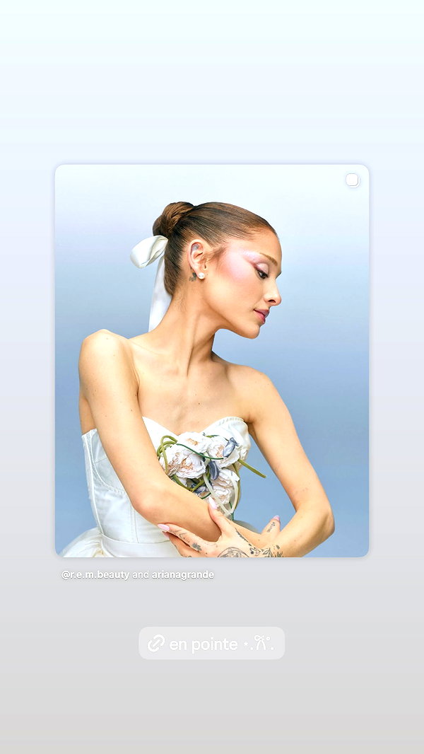 arianagrande instagram image archive image