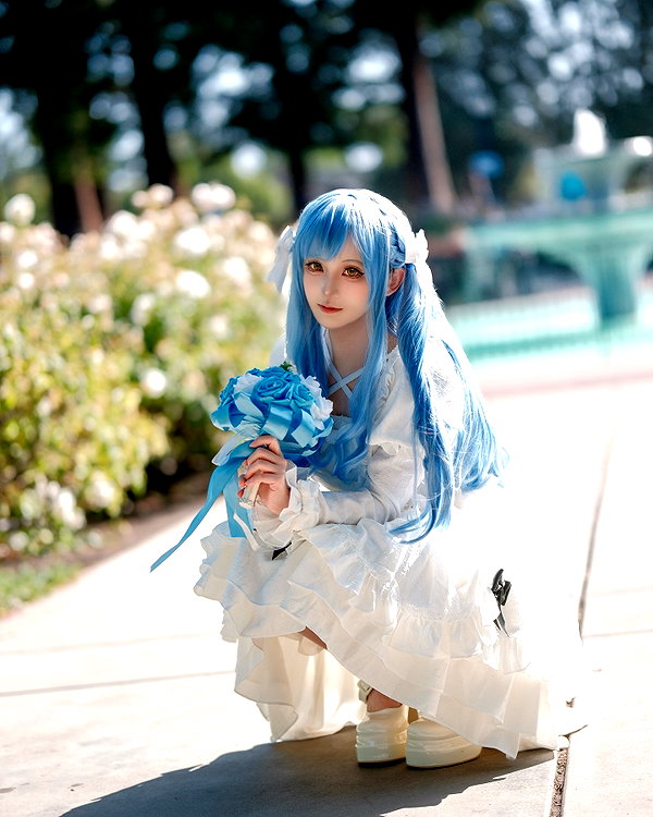 miee_cos instagram image archive image