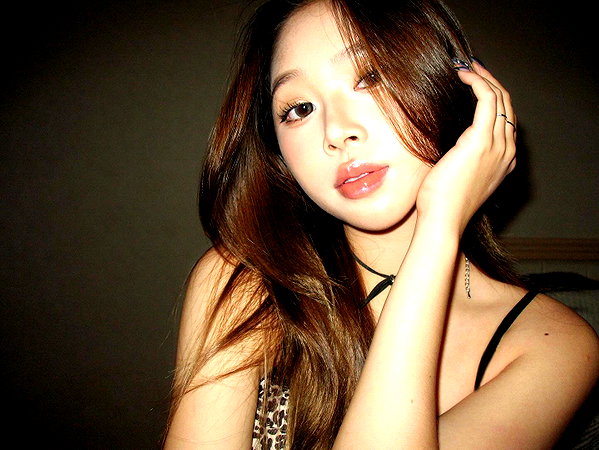 e.shao_417 instagram image archive image