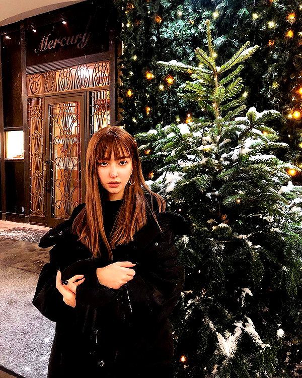 veroni22ka instagram image archive image