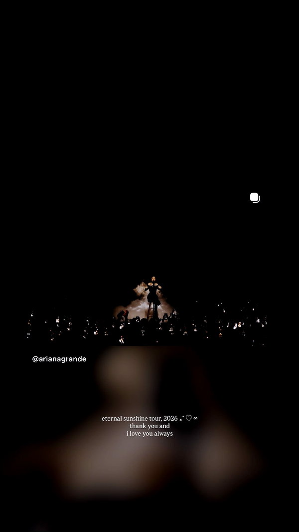 arianagrande instagram image archive image