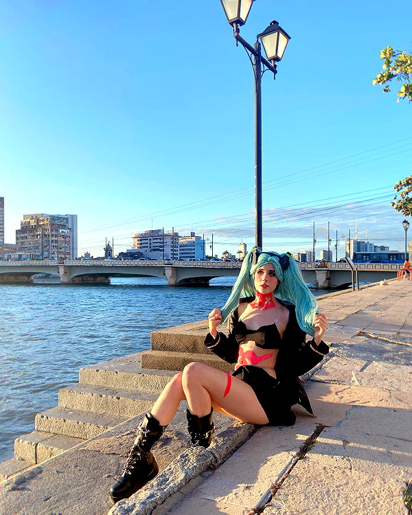 jadelaverne instagram image archive image