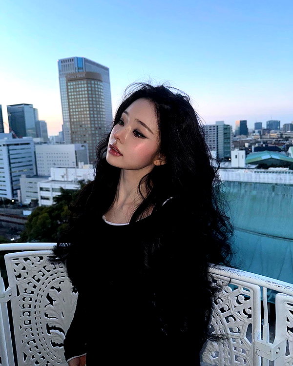 dear.zia instagram image archive image