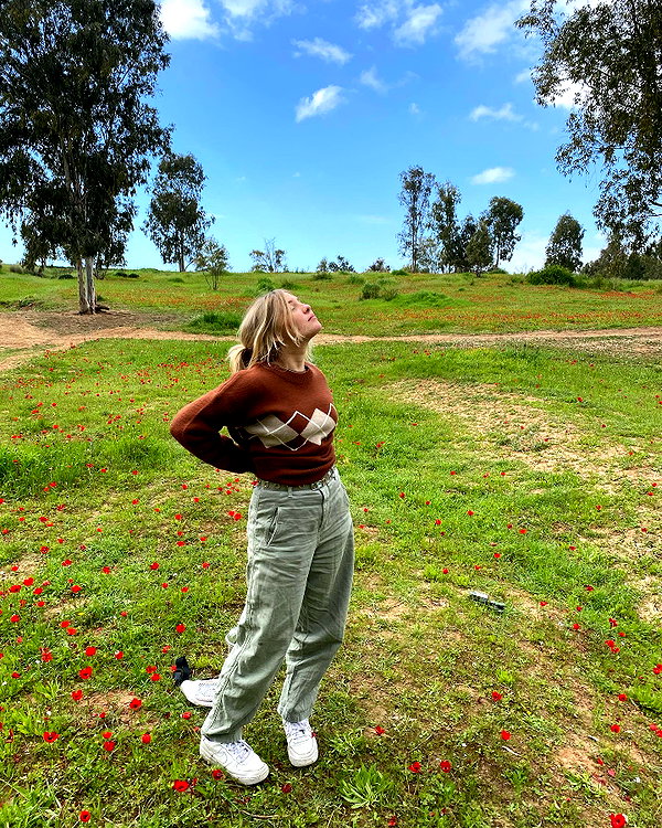 lila.garnik instagram image archive image