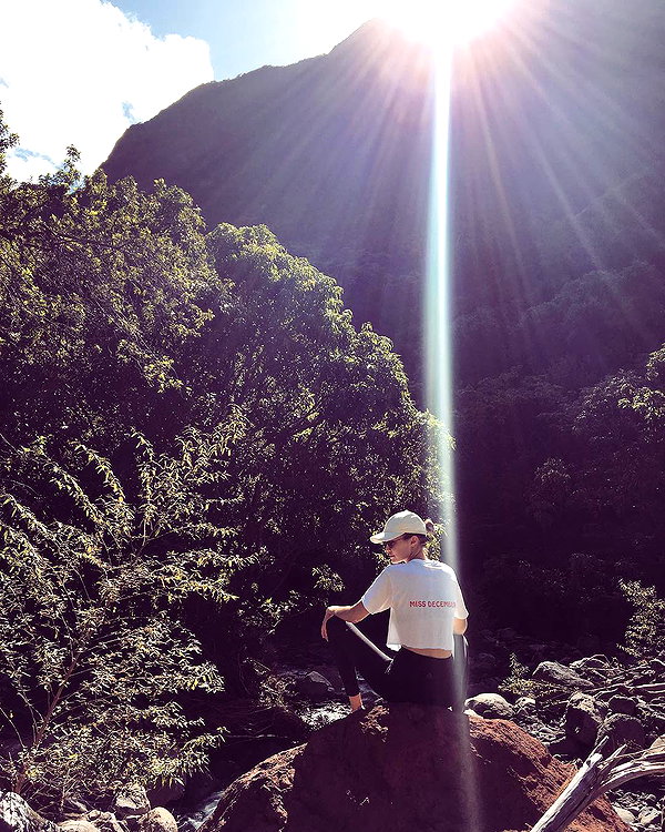 gigihadid instagram image archive image