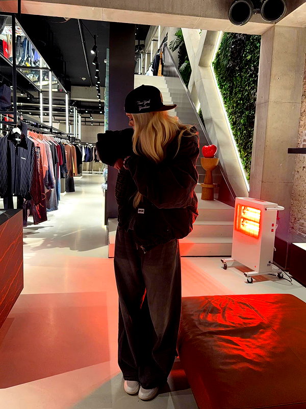 sophiecharlotth instagram image archive image