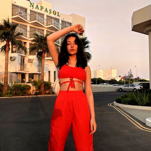 veroni22ka instagram image archive image