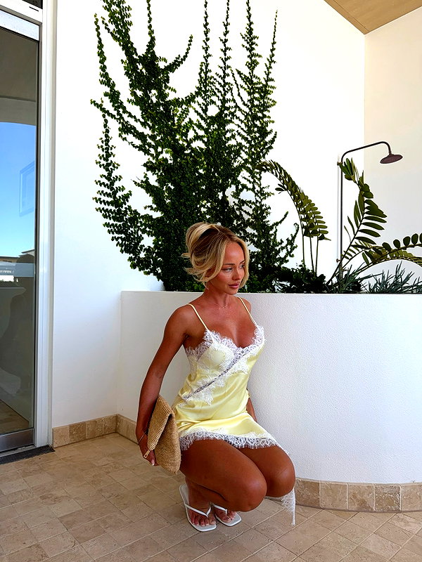 allieauton instagram image archive image