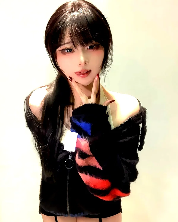 yingyinng_ instagram image archive image