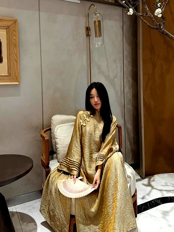 lyhythuedoxinh instagram image archive image