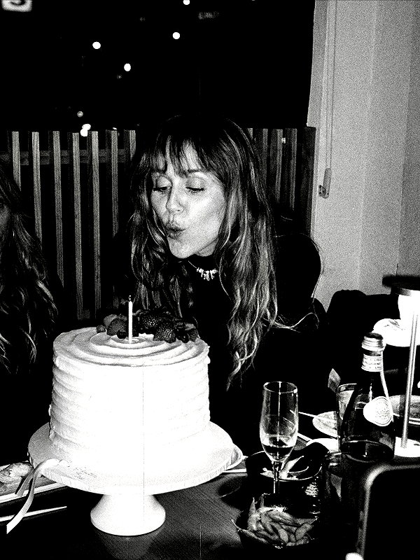 mileycyrus instagram image archive image