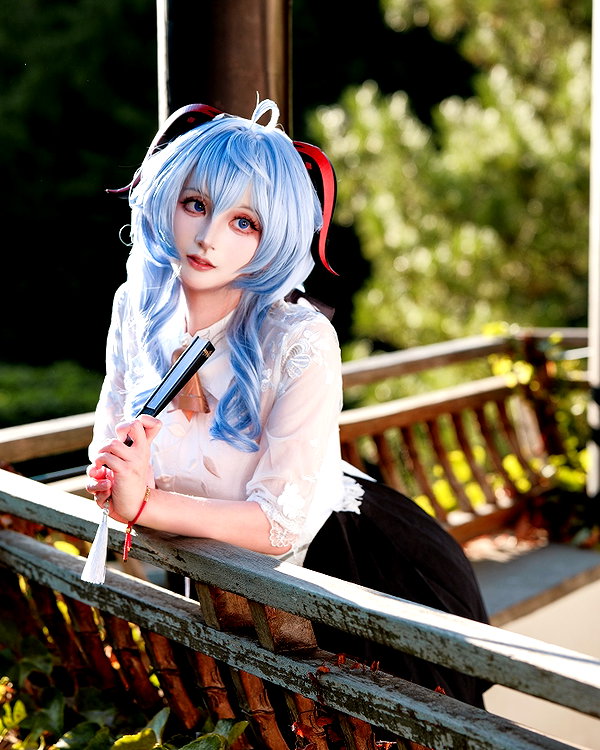 miee_cos instagram image archive image