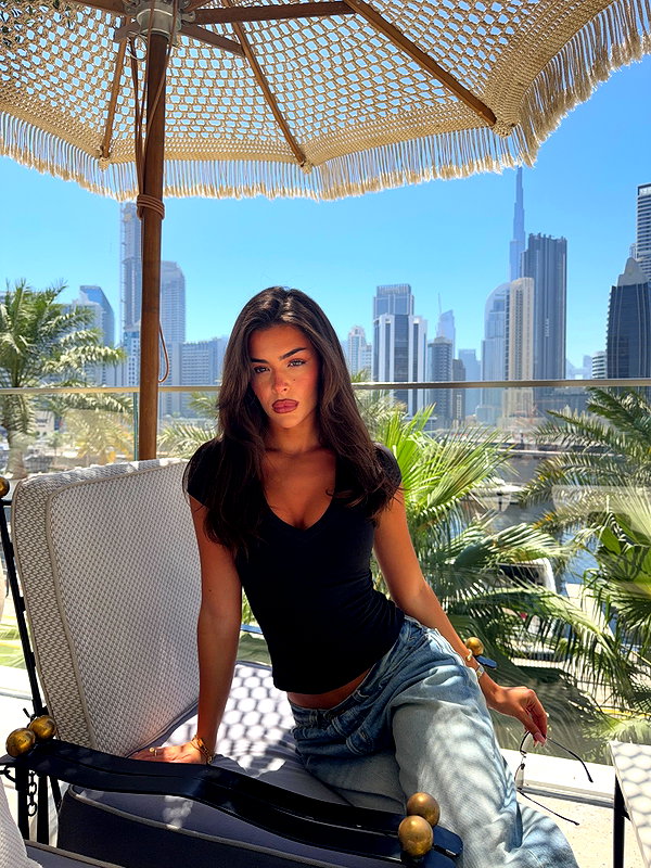oliviaphillipps instagram image archive image
