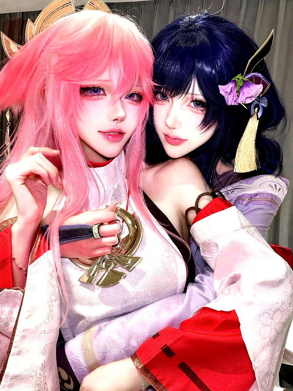 gallery_cosplayer instagram image archive image