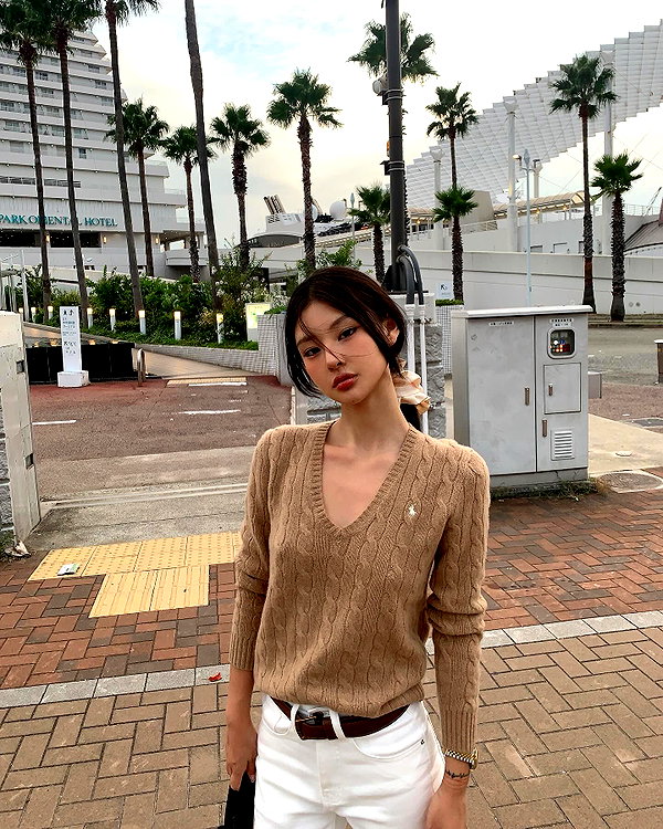 ll.lu1s instagram image archive image